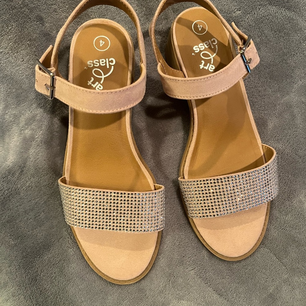 Art Class Tan Sandals for Girls